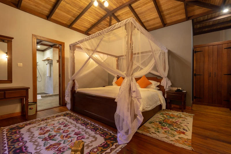 Chimpundu Lodge Interior